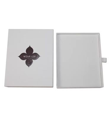 Boîte à bijoux avec logo personnalisé pour bagues, boucles d'oreilles, bracelets, colliers, emballage en carton rigide, boîte en carton pour bouteilles