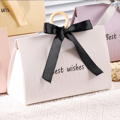 Logo personnalisé boîte pliante unique parfum de luxe emballage dur pour les parfums cosmétiques vêtements et bijoux