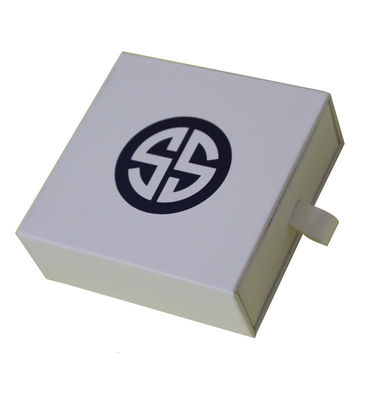 Autres cadeaux artisanaux Finition de surface boîte blanche brillante avec logo en feuille chaude argent noir
