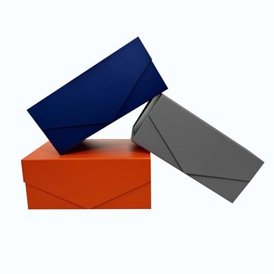 Boîtes d'expédition en carton plat rigides