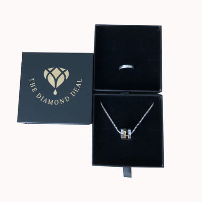 Boîtes rigides Fin Collier de style or noir Boîte cadeau pour les exigences spécifiques du client