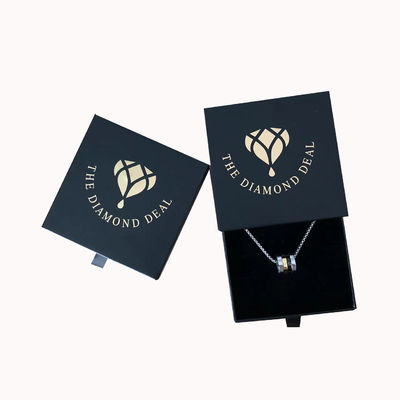 Bague de mariage Collier Boucles d'oreilles coulissantes Carton boîte cadeau Logo personnalisé et commande personnalisée