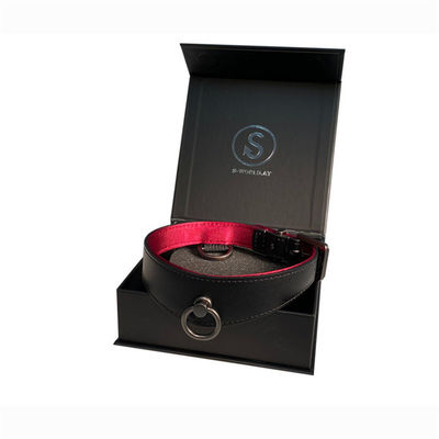 Exemple de Dongguan de luxe en cuir pour animaux de compagnie Collier de chien et de chat Les liens personnalisés Boîte cadeau Emballage