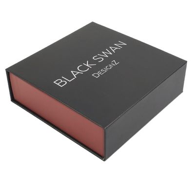 Boîte d'emballage cadeau de bijoux personnalisée avec insert de velours en mat ou en stratification brillante