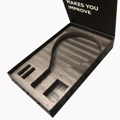 Boîtes de raquettes magnétiques en carton rigide pour l'emballage de tennis en couleur CMYK