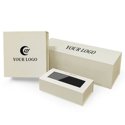 Couvercle de fermeture magnétique carré personnalisé cadeau cosmétique cils faux personnalisés boîte de papier d'emballage avec fenêtre transparente