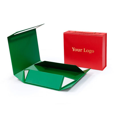 Boîte cadeau personnalisée en carton recyclable avec poignée en cuir pratique