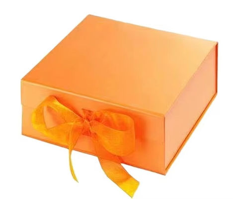 Taille de logo personnalisée Magnétique de luxe Flip Perruque Cosmétique Emballage Boîte cadeau Avec ruban Fermeture magnétique