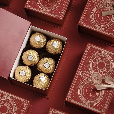 Boîte cadeau magnétique de luxe sur mesure boîte d'emballage de gâteau de fleurs de thé sur mesure avec emballage de logo