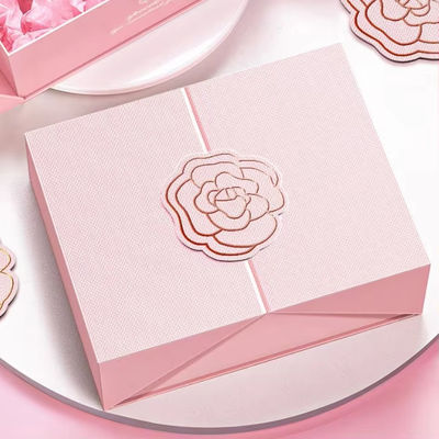 Boîte cadeau de mariage de luxe personnalisée avec boîtes de couvercle pliable pour le cadeau pour l'anniversaire de mariage