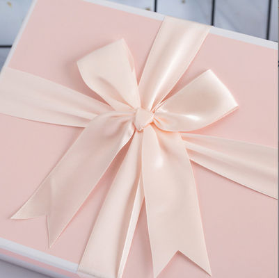 Boîte cadeau haut de gamme Emballage Taille personnalisable Pour la Saint-Valentin La fête des mères Boîte cadeau décoration arc noir blanc