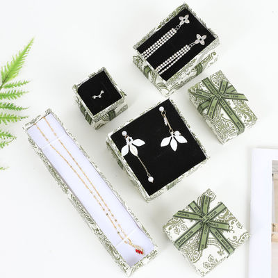 Boîte d'emballage en carton vert foncé personnalisée pour bijoux collier bracelet bague tiroir cadeau avec logo imprimé