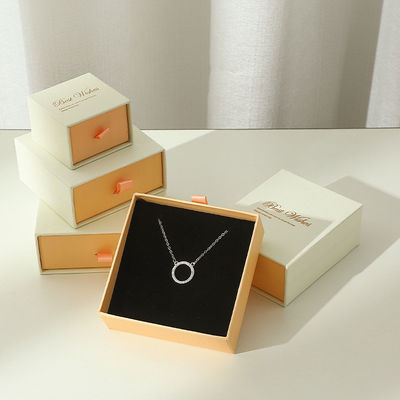 Ensemble de cosmétiques personnalisés tiroir coulissant rigide à retirer bijoux emballage cadeau boîte en papier avec insert