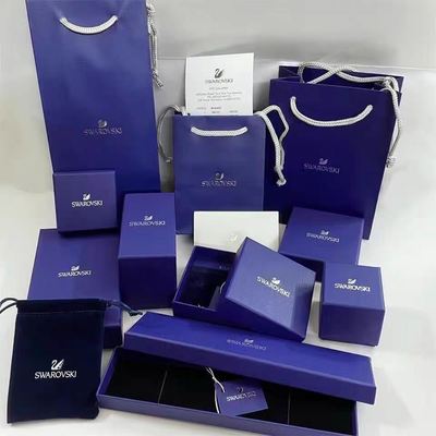 Sacs en papier pour bijoux avec logo personnalisé en gros et sacs en papier de marque Emballage cadeau de luxe Gamme complète de boîtes en papier pour l'emballage