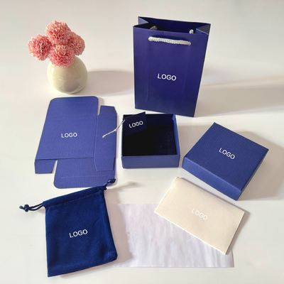 Sacs en papier pour bijoux avec logo personnalisé en gros et sacs en papier de marque Emballage cadeau de luxe Gamme complète de boîtes en papier pour l'emballage