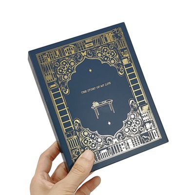 Emballage cadeau de luxe en forme de livre imprimé sur mesure pour bougies de marque, solution cadeau haut de gamme pour mariages et fêtes