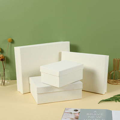 Boîtes d'emballage de vêtements personnalisées ISO9001 en gros, boîtes de vêtements imprimées, boîtes cadeaux écologiques et luxueuses pour vêtements