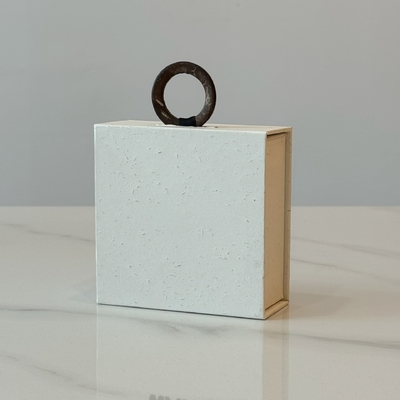 Collier de bijoux Blanc Design personnalisé présentation magnétique Boîte Logo personnalisé Anneau Cerise Collier Bracelet Emballage Boîte en papier