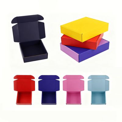 Boîte en carton ondulé personnalisée 13*13*3cm Petite boîte colorée pour l'expédition de vêtements avec pelliculage brillant et matériaux recyclés pour l'expédition de bougies