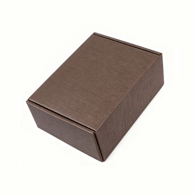 Boîte en carton ondulé personnalisée 13*13*3cm Petite boîte colorée pour l'expédition de vêtements avec pelliculage brillant et matériaux recyclés pour l'expédition de bougies