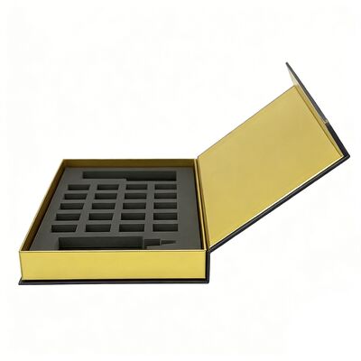 Boîte d'emballage rigide en carton avec fermeture magnétique de luxe, boîte cadeau en papier mat pour cosmétiques