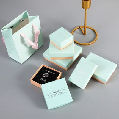 Fabrique Logo personnalisé Unique Recyclé Papier écologique Biens de bijoux Emballage cadeau Luxe Mode Femmes Biens de bijoux Emballage