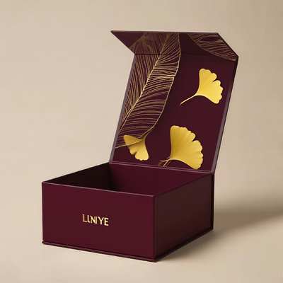 Boîte cadeau à fermeture magnétique de luxe avec doublure en carton