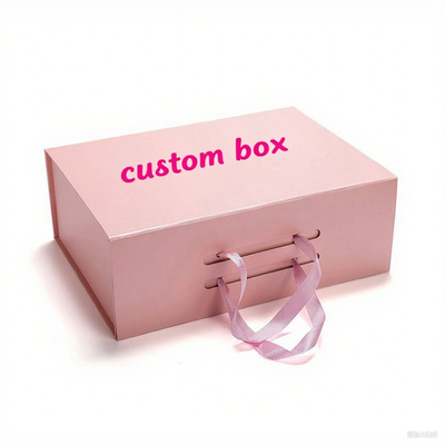 Boîtes cadeaux magnétiques de luxe imprimées en rose avec poignée de ruban - Logo personnalisé Emballage en carton rigide pour vêtements