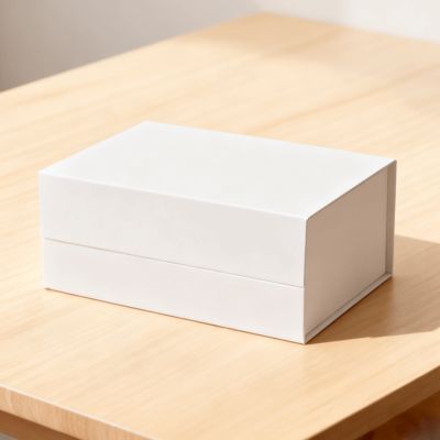 Boîtes cadeaux magnétiques noires A5 peu profondes et vides pour l'emballage de détail en carton avec estampage et impression vernis